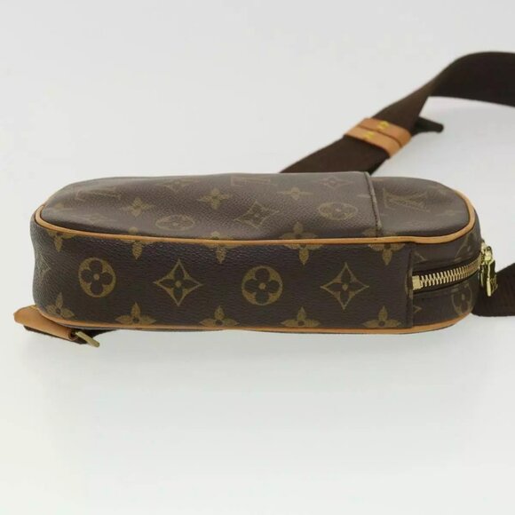 LOUIS VUITTON Monogram Pochette Gange Shoulder Bag LV Auth - Picture 4 of 16